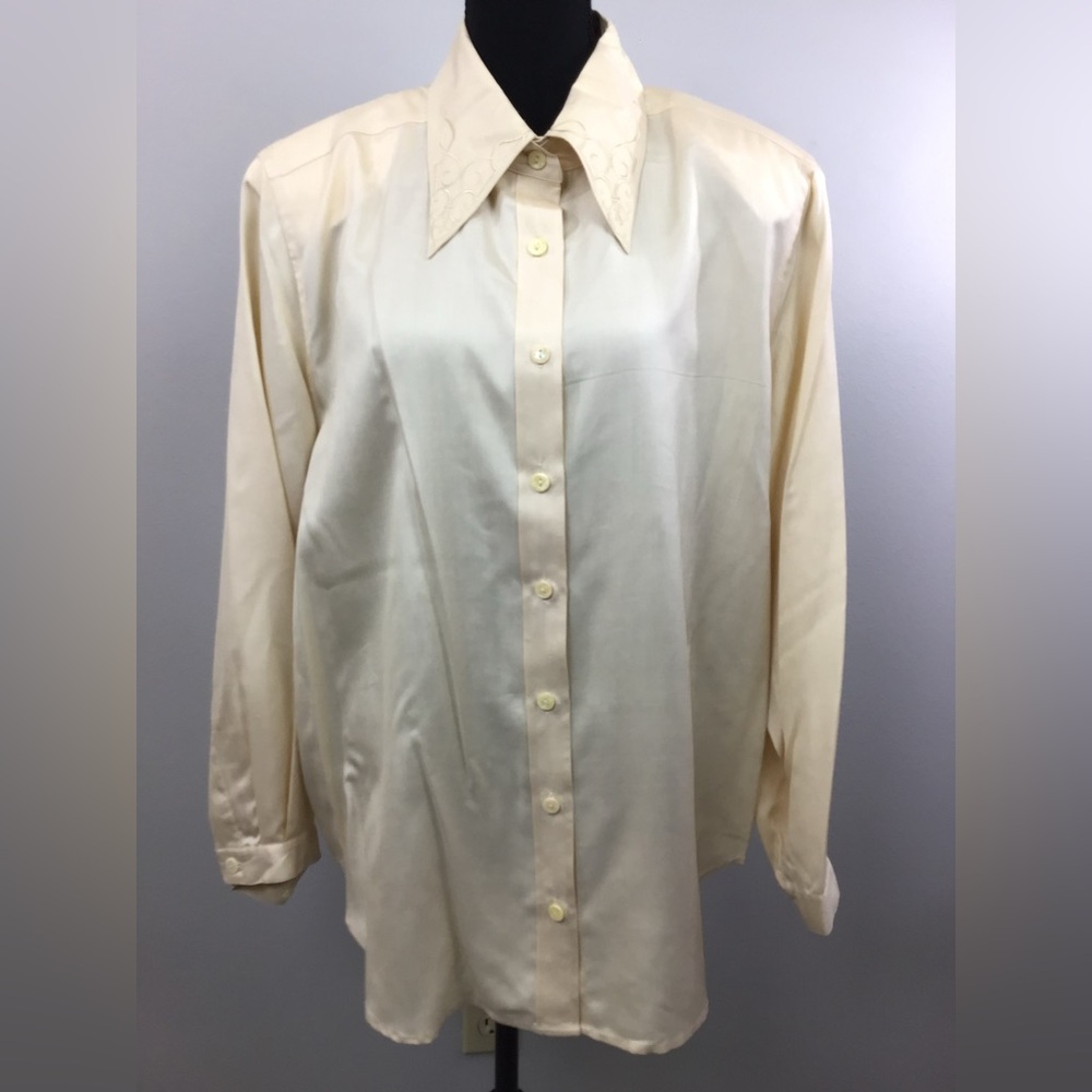 NWT ELLA Silk LONG SLEEVE Blouse SIZE 1X Cream color  embroidered collar